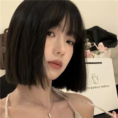 只在那里发光